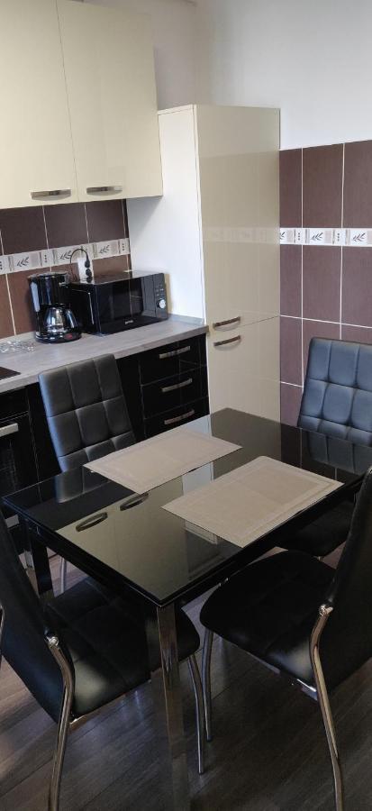 Home Apartament Braşov Exterior foto